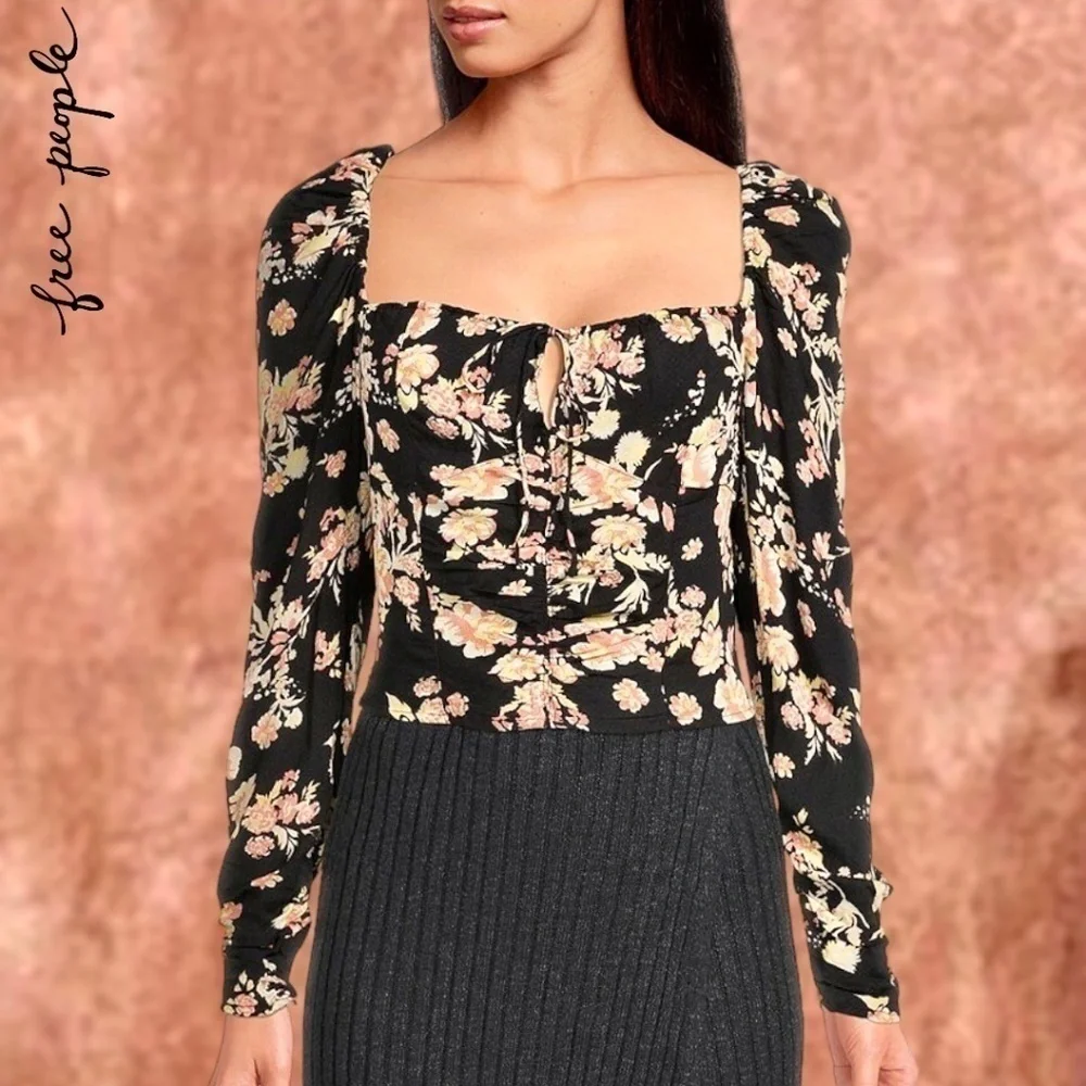 FREE PEOPLE Hilary Square-Keyhole-Neck Long Sleeve Ruch-Smock Details Top Lg